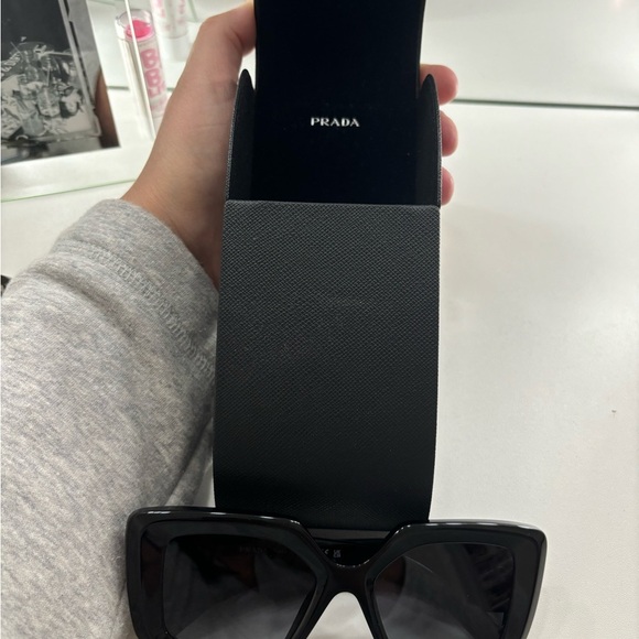 Prada Black Women's Sunglasses - Picture 3 of 7